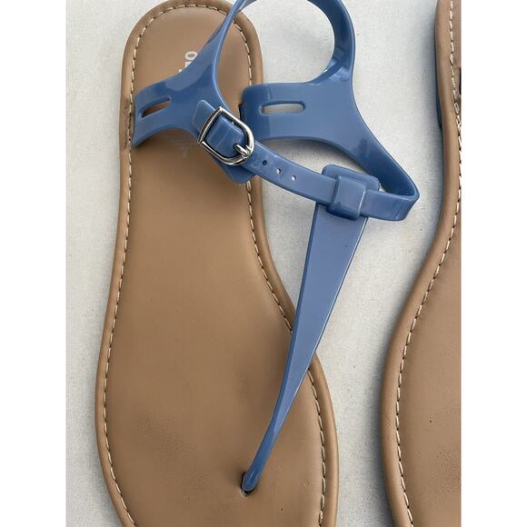 Old Navy Sandals Flats T Strap Thong - Picture 2 of 8